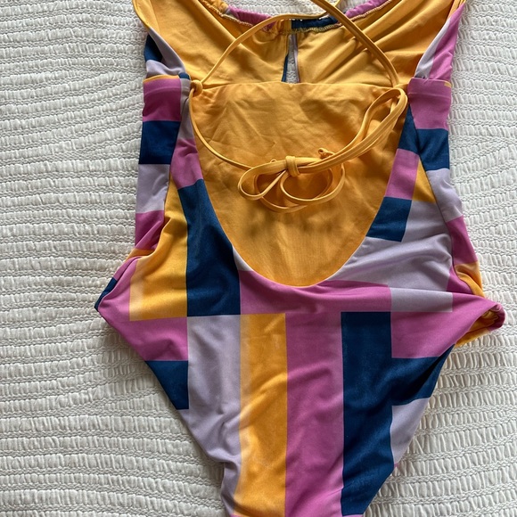 Patagonia Reversible One-Piece - Picture 3 of 4